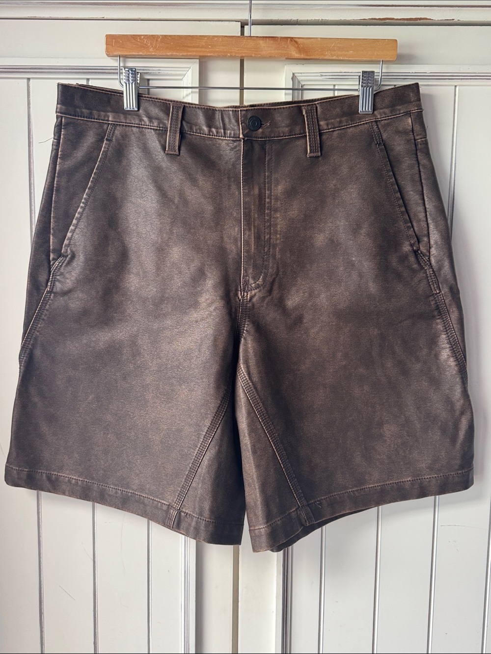 We The Free Womens vegan leather Flat-Front Shorts
